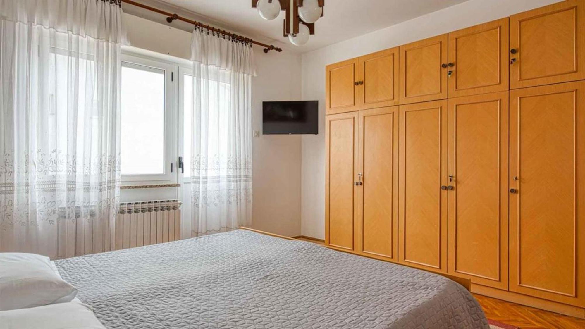 Room Mario โรวีน ภายนอก รูปภาพ